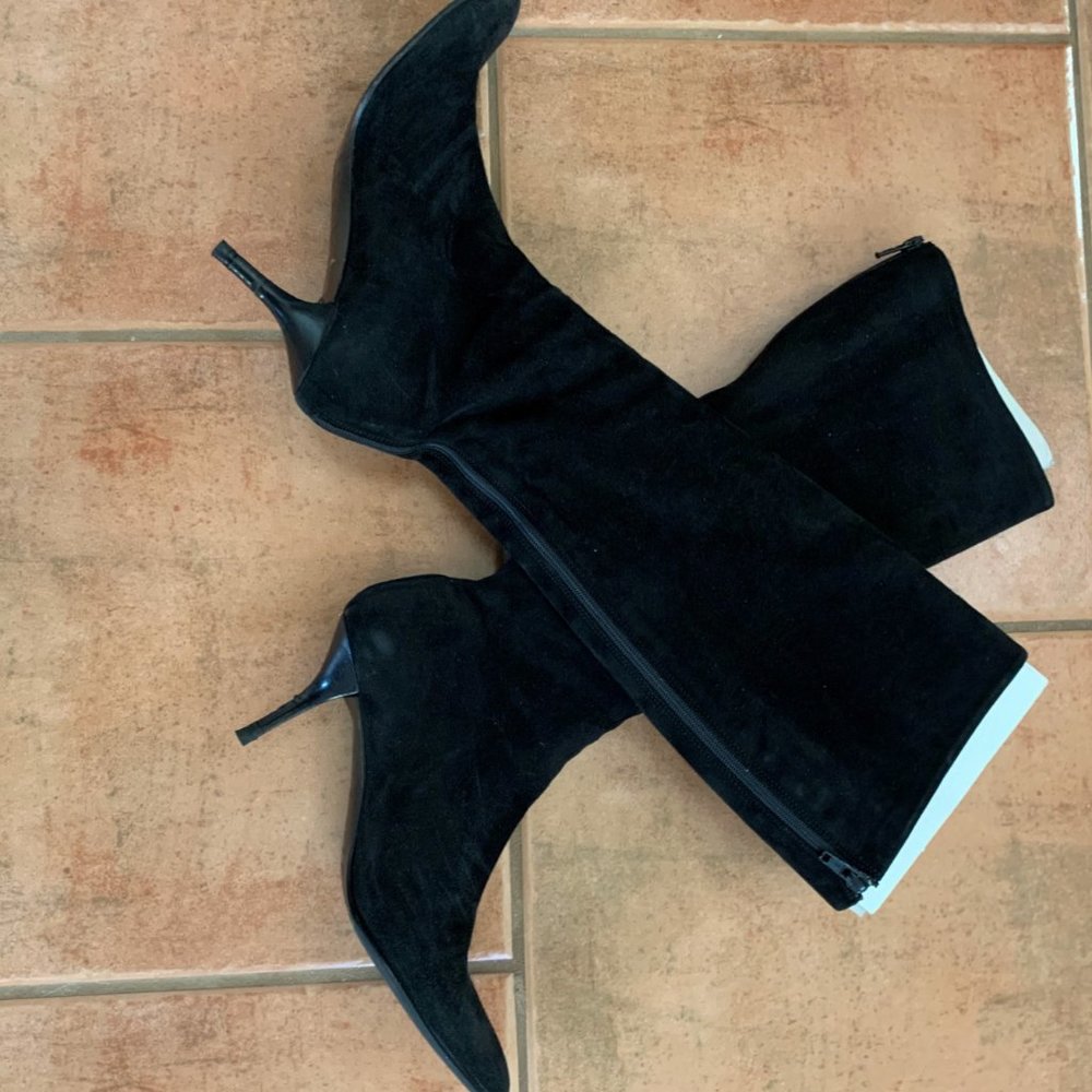 HELMUT LANG BLACK SUEDE BOOTS SIZE 37 OR 7 - Picture 2 of 10